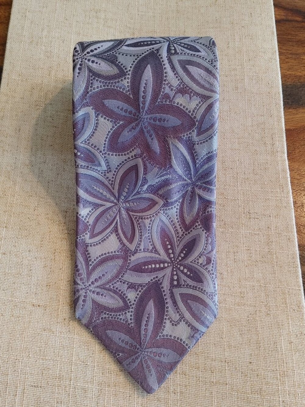 Ted Baker London Vintage Silk Floral Tie Purple Mauve with Psychedelic Lining